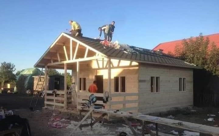 Constructie Cabana Lemn