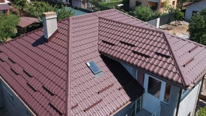 Montaj acoperis casa din tigla metalica - m